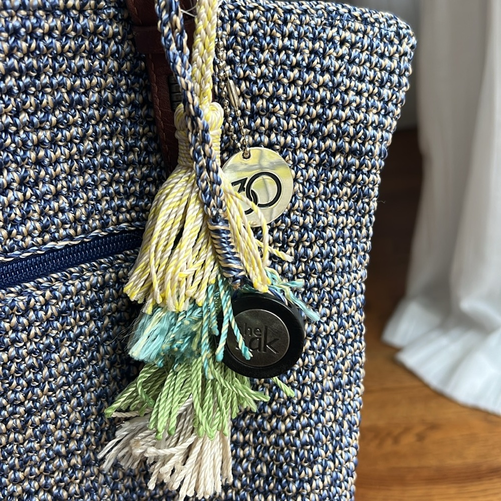 The Sak Silverwood Crochet Shopper New - Picture 5 of 9